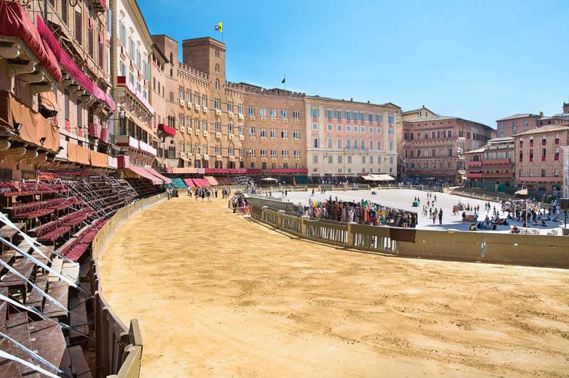 Palio di Siena awaits you
