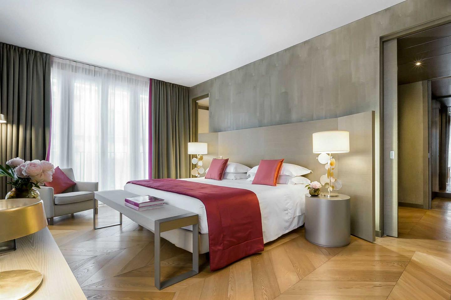 Rosa Grand, Milano - 3