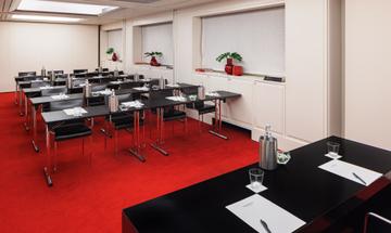 Montenapoleone Meeting Room