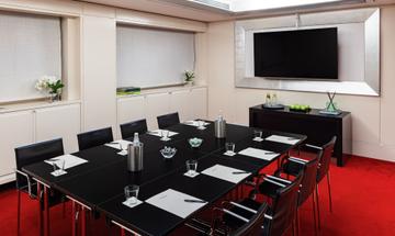 Della Spiga Meeting Room