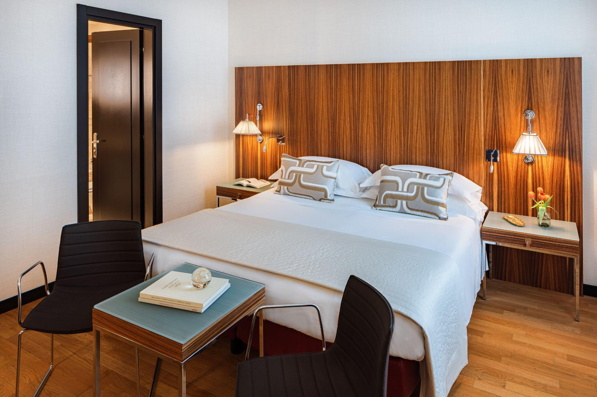 Deluxe Room | Anderson | Starhotels Official Site, image size:2048x1363