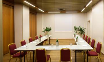 Sondrio Meeting Room