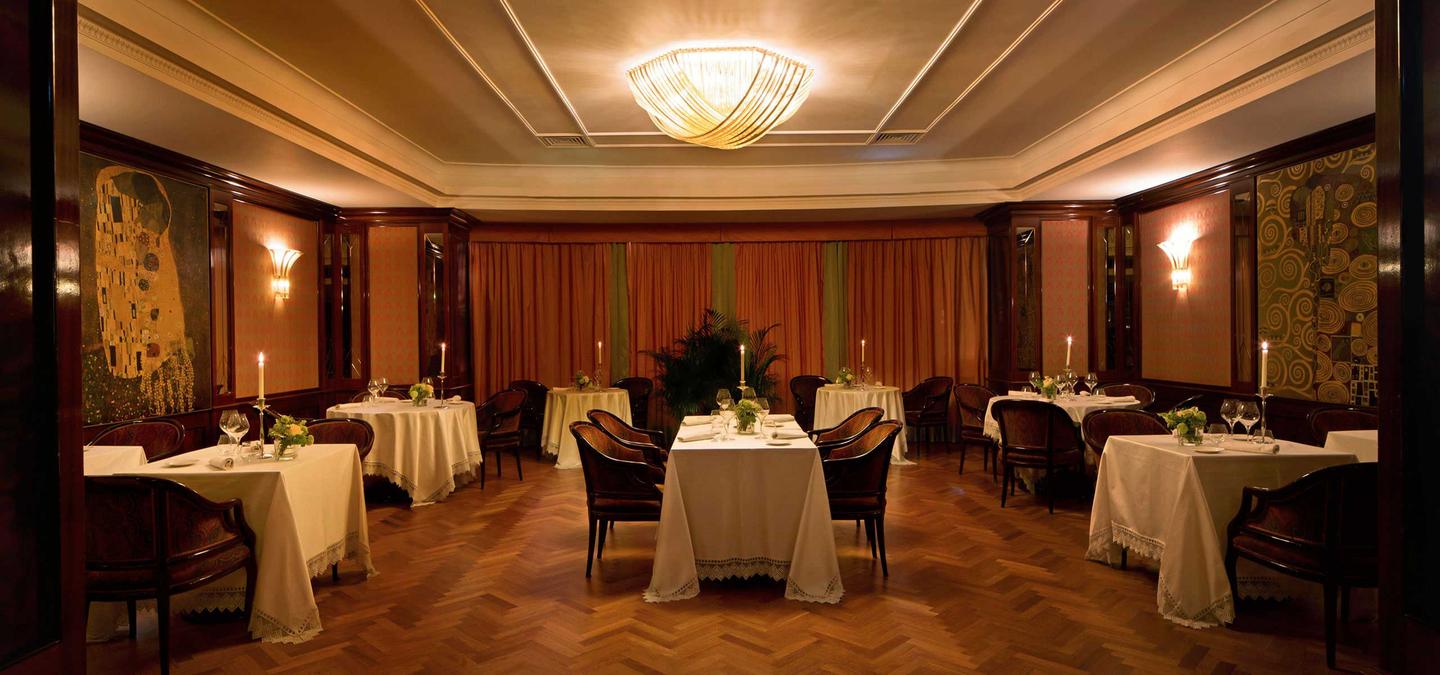 Central Parma restaurants Starhotels Du Parc Parma