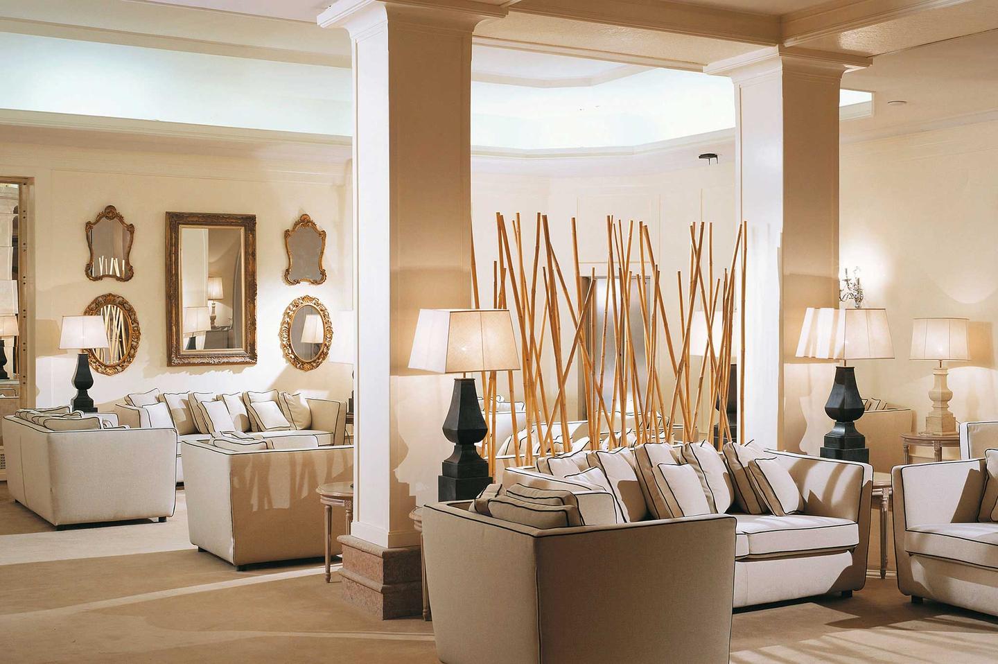 Starhotels Hotel Terminus, hotel Naples near Piazza Garibaldi, image size:1440x958